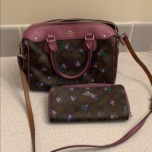 Coach purse with matching wallet ( on Hold )